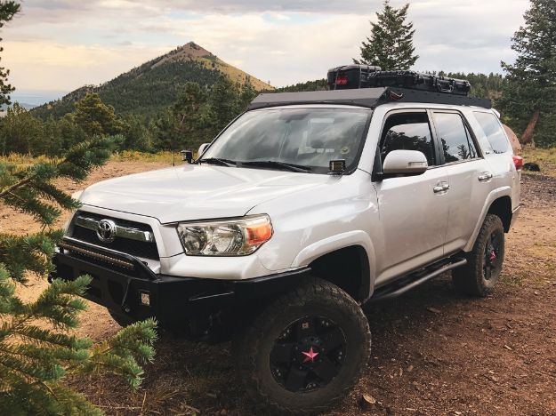 Picture of 10-21 4Runner Economy Roof Rack Rack and 42 in Single Row LED Amber Cali Raised LED